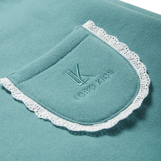 Mädchen Sweatshirt mit verzierter Brusttasche