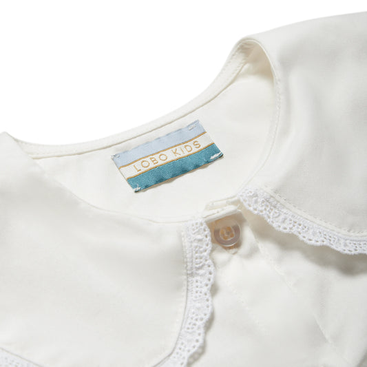 Girls' cotton blouse with delicate trim